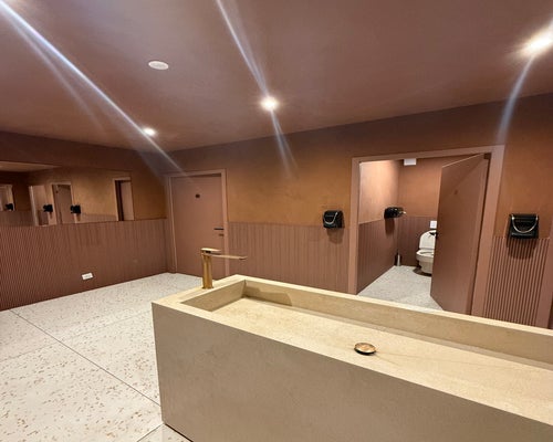 Sanitaire client ( Restaurant Les Sablettes Fréjus )