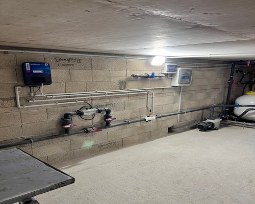 Filtration Piscine au sel Avec Pompe à chaleur ( Particulier )