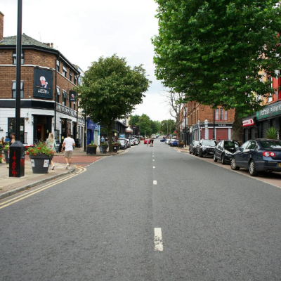 Godalming High Street – Local Taxi Service for Residents & Visitors in Surrey