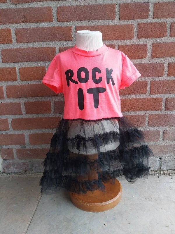 Chicaprie Stoer Neonroze Meisjesjurkje met Tutu – "ROCK IT" – Maat 86