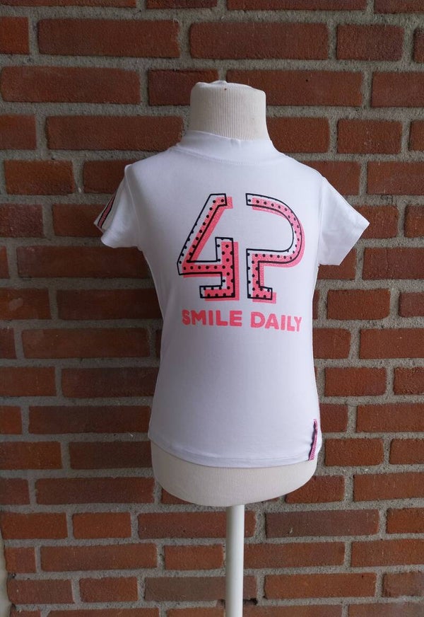 T Shirt 4President Dina