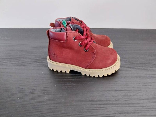 Bootie Pinocchio halfhoog bordeauxrood maat 20