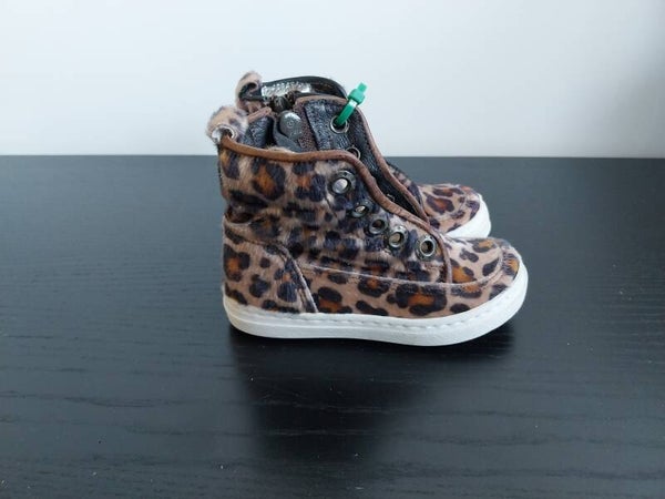 Sneaker Pinocchio panterprint halfhoog Maat 20