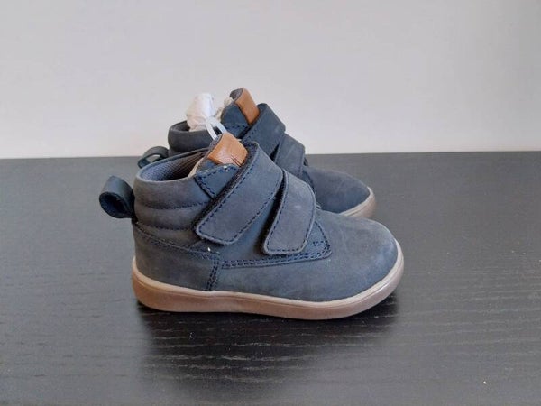 Sneaker Urban donkerblauw met klittenband maat 21 NIEUW