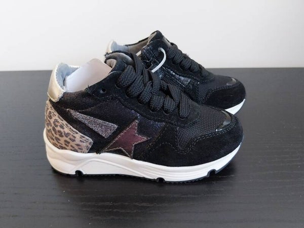 Sneaker Pinocchio zwart panterprint Maat 22