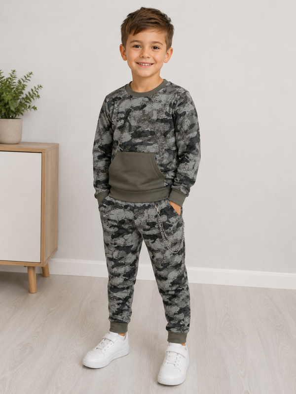 2 Delige set Army Camouflage broek en trui maat 110-116