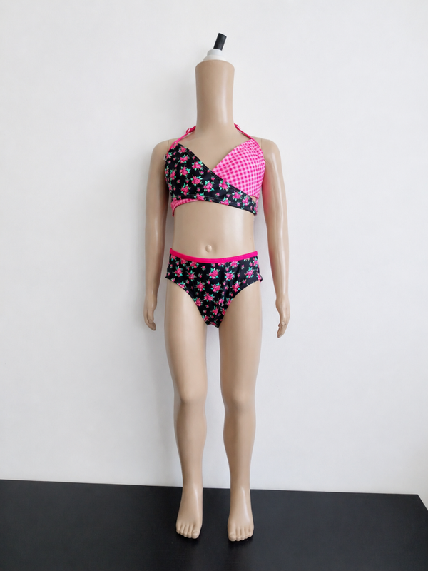 Bikini Zee&Zo zwart bloemen roze ruit maat 152