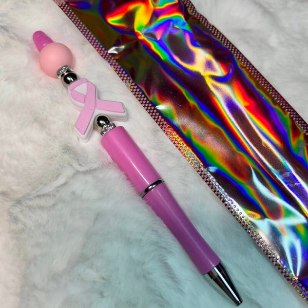 Support with Style – handgemaakte roze pen met lint-bedel