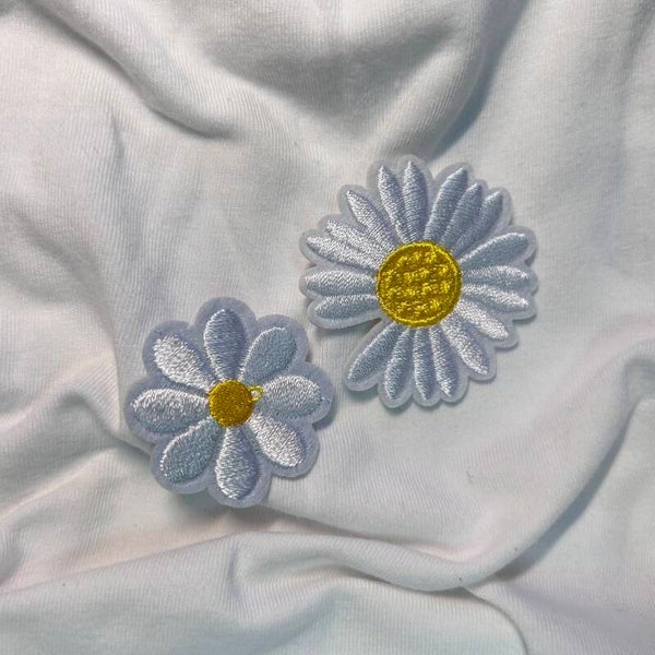FLOWERS WHITE