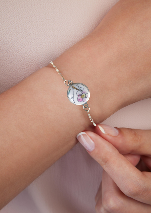 Bracelet Garance , chaînette argent, porcelaine de limoges japonisante fleurie
