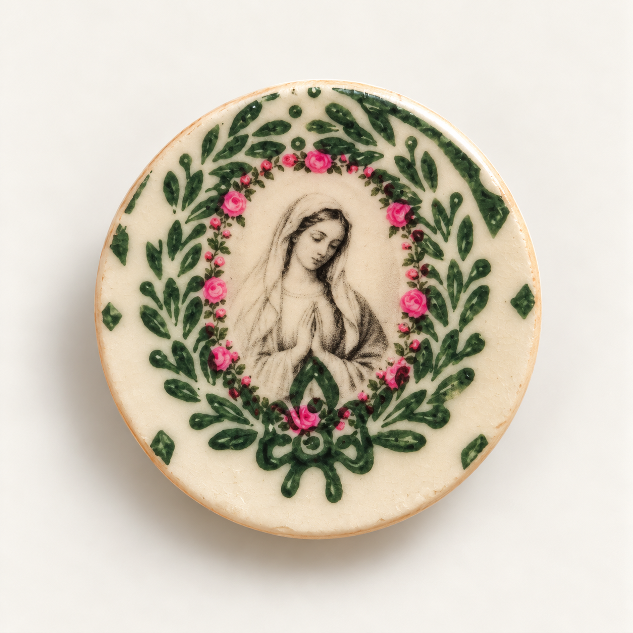 Broche Madone pop , faïence ancienne sérigraphiée