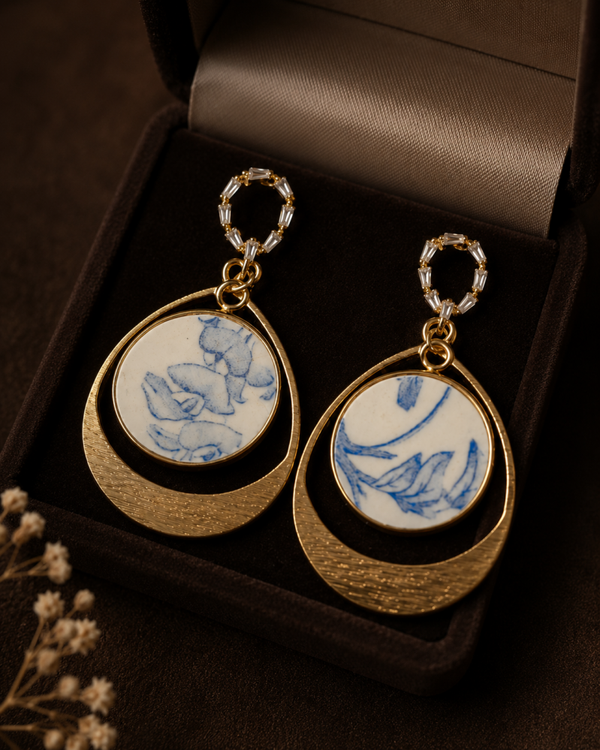 Boucles d'oreilles Soline , faïence de Sarreguemines bleue