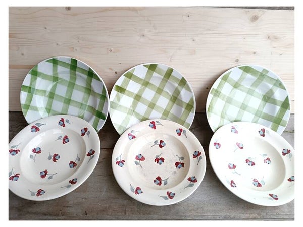Assiettes creuses dépareillées , vichy vert et fleurs , Kg Lunéville / moulin des loups