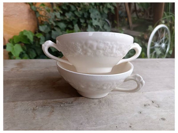 Paire de tasses à chocolat ou bouillon , porcelaine anglaise , crown Ducal