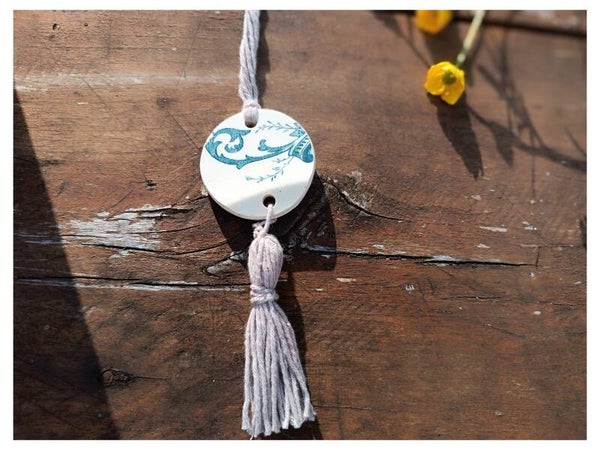 Suspension pompon, Centaurées , Creil et Montereau faïence terre de fer recyclée
