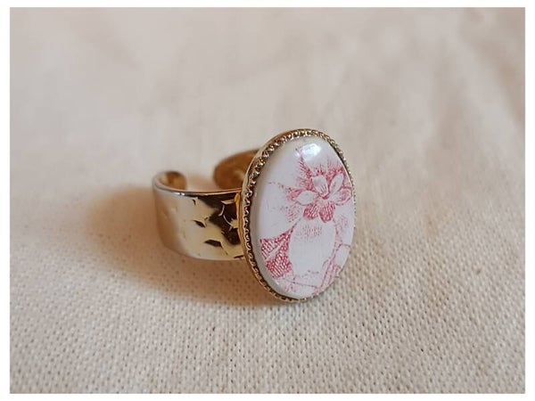 Bague Annah , faïence de Maastricht rose terre de fer recyclée noire et blanche
