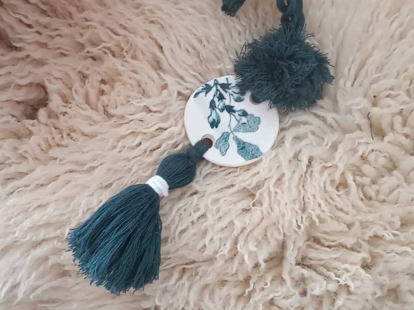 Bijou mural , acacias , Saint Amand, faïence terre de fer recyclée