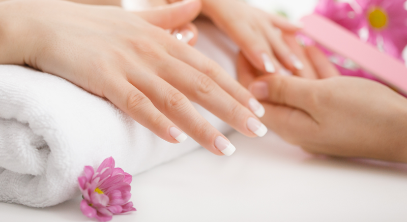 fabriquer ses cosmètiques pour les ongles_bio_nature_femme