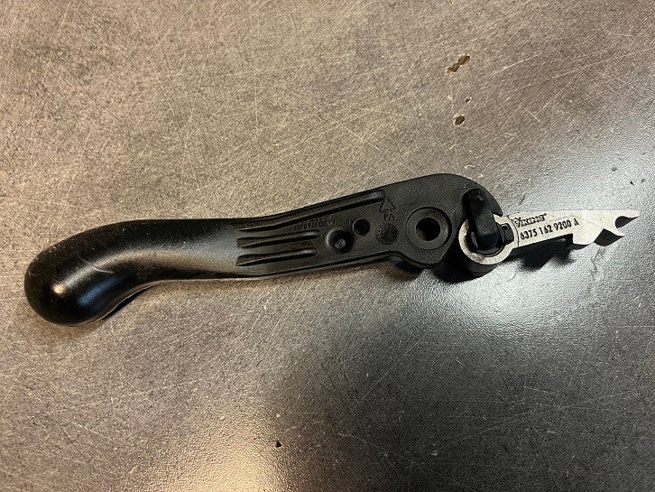 Levier de commande tondeuse occasion VICKING STIHL MB650 KS - Référence 6375-764 0221 / 6375 764 0221 / 6375-764-0221 / 63757640221