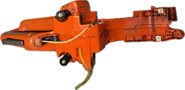 Réservoir à essence occasion origine HUSQVARNA 394XP - Reference 503 47 34-01 / 5034734-01 / 503473401