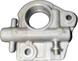 Pompe à huile occasion origine ECHO CS3000 - Référence 437002-39130 / 437002-39130