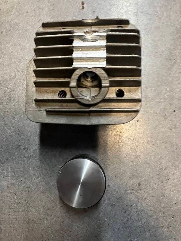 Kit cylindre piston adaptable STIHL d'occasion 046 Référence 1128-020 1221 / 1128020 1221 / 1128-020-1221 / 11280201221