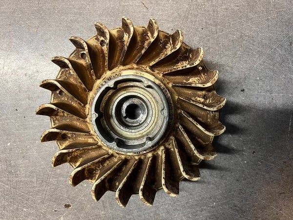 ROTOR Origine STIHL d'occasion 046 Référence 1128-400 1211 / 1128 400 1211 / 1128-400-1211 / 11284001211