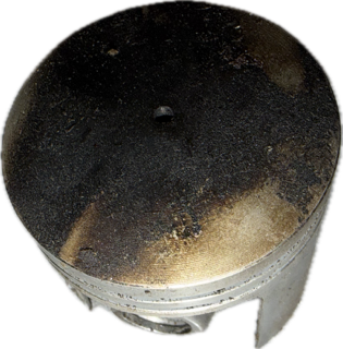 Piston Ø 47 mm Occasion origine STIHL 08S  Référence 1108-030 2020 / 1108 030 2020 / 1108-030-2020 / 11080302020