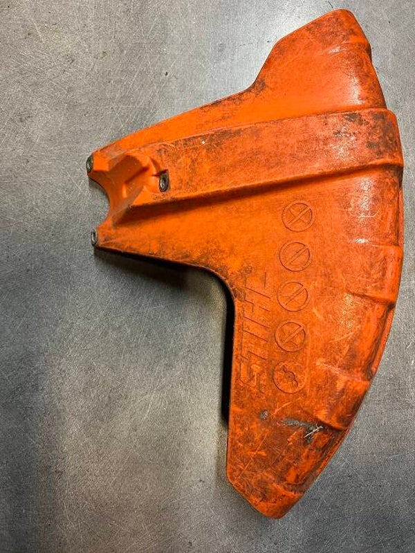 Capot Protection FS260 - FS410C - FS460C - FS560C OCCASION ORIGINE STIHL Référence 4147-713 4501 / 4147 713 4501 / 4147-713-4501 / 41477134501