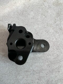 Bride intermédiaire occasion origine STIHL HS75 Référence 4137-121 1600 / 4137 121 1600 / 4137-121-1600 / 41371211600