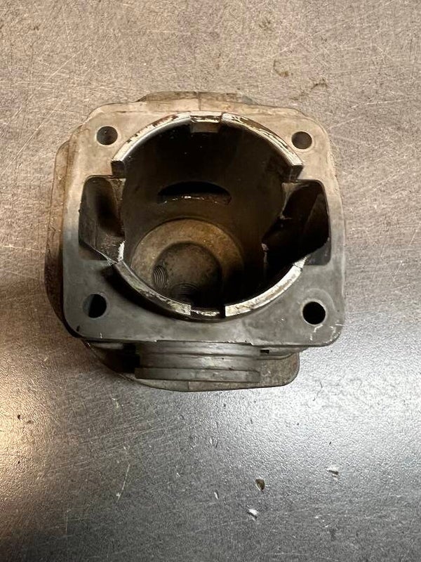 CYLINDRE 44 MM - Occasion Origine STIHL FS500 - Référence 4116-020 1203 / 4116 020 1203 / 4116-020-1203 / 41160201203