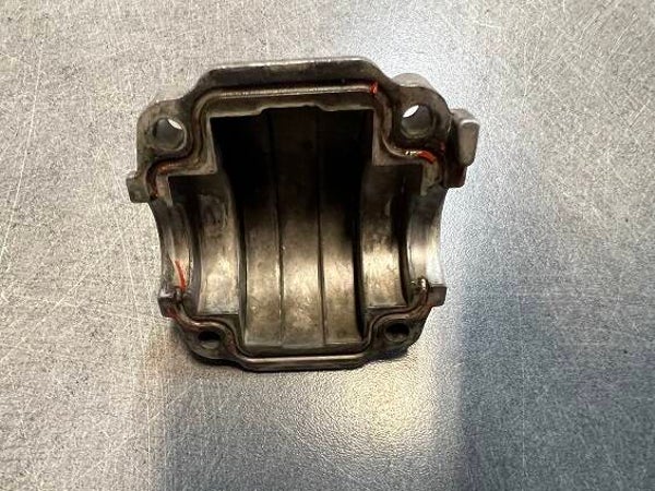 Carter inferieur occasion origine STIHL FS56R - Référence 4144-021 2500 / 4144 021 2500 / 4144-021-2500 / 41440212500