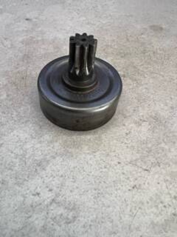 Cloche d'embrayage occasion origine STIHL - HS45 - Référence 4228-160 2901 / 4228 160 2901 / 4228-160-2901 / 42281602901