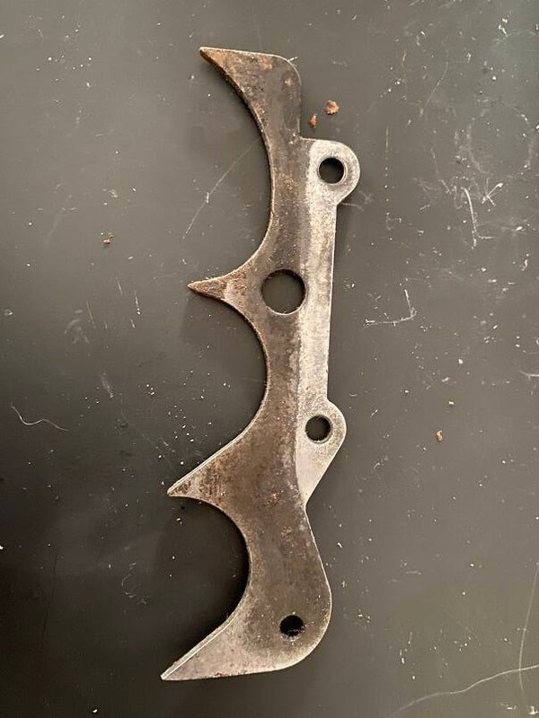 GRIFFE D'OCCASION TRONCONNEUSE JONSERED TURBO 2077 -  Référence 503 42 66-01 / 5034266-01 / 503426601