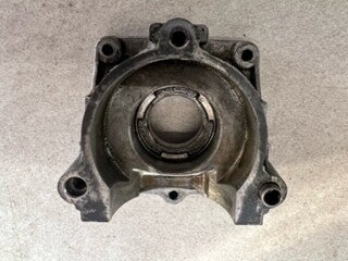 Demi-carter de vilebrequin, côté lanceur occasion origine STIHL HS75 - FS85 - Référence 4137-021 0960 / 4137 021 0960 / 4137-021-0960 / 41370210960