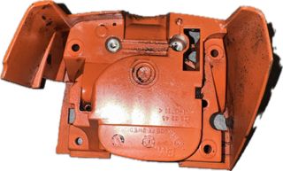 Support carburateur occasion origine HUSQVARNA 394XP - Reference 503 55 58-01 / 5035558-01 / 503555801