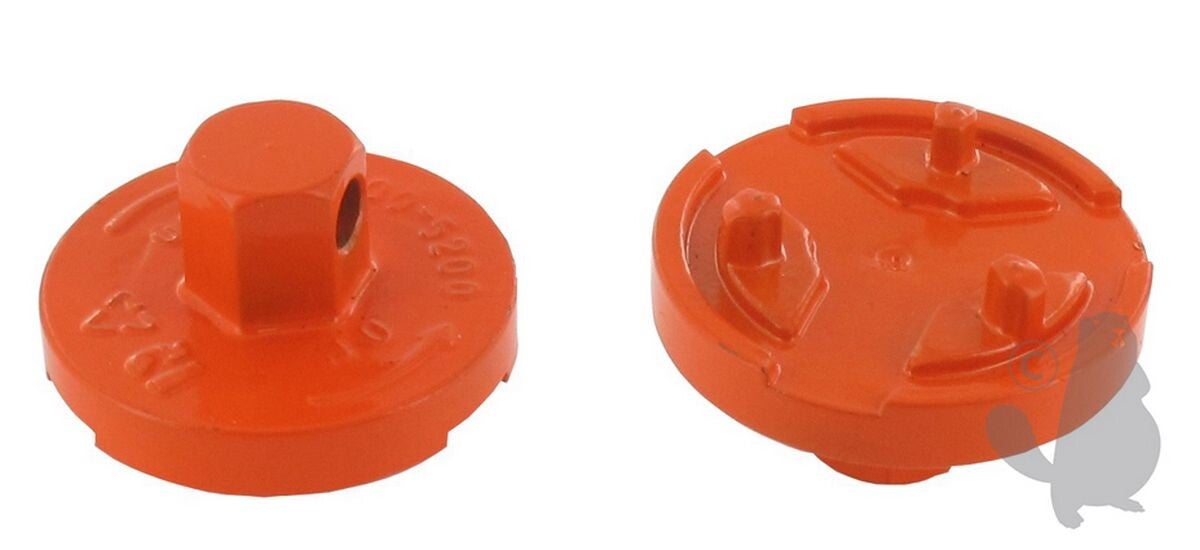 Outil pour le démontage des embrayages de tronçonneuses à trois ergots. Entraxe 30mm.  Réf.: 9207034