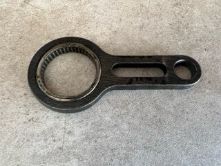 Bielle occasion origine STIHL HL75 - Référence 4230-640 6800 / 4230 640 6800 / 4230-640-6800 / 42306406800