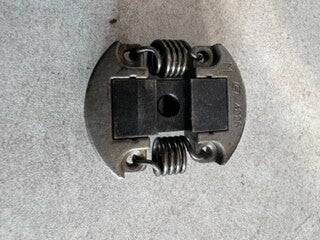 Embrayage occasion origine STIHL HS75 - Référence 4226-160 2000 / 4226 160 2000 / 4226-160-2000 / 42261602000