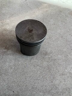 Piston Ø 34 mm occasion origine STIHL HS75 - Référence 4137-030 2010 / 4137 030 2010 / 4137-030-2010 / 41370302010