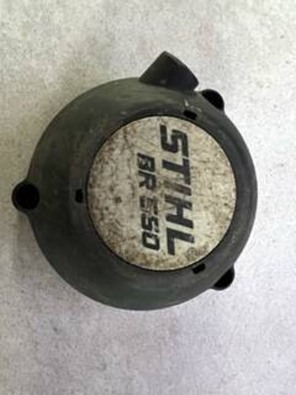 Couvercle de lanceur occasion origine Stihl BR550 - Référence 4282-195 0550 / 4282 195 0550 / 4282-195-0550 / 42821950550