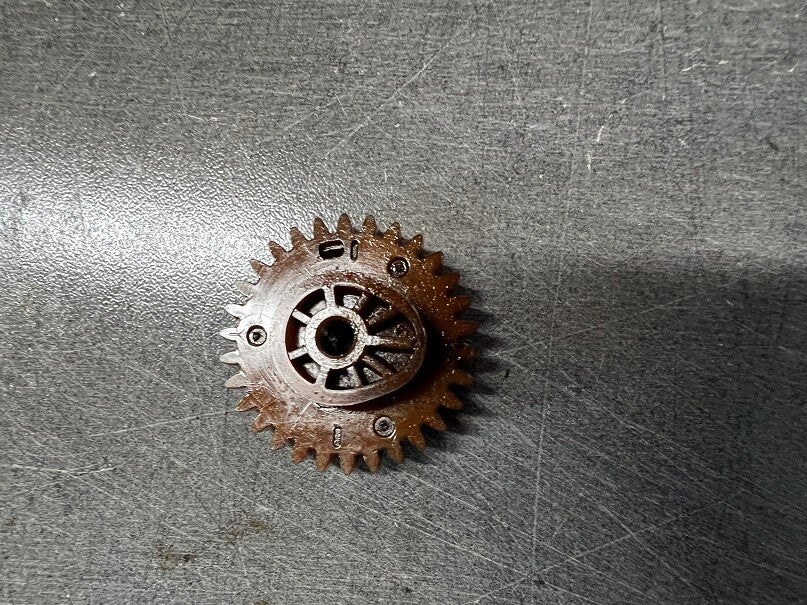 Engrenage de came d'occasion SHINDAÏWA EB3410 - Référence 62902-43310 / 62902 43310 / 6290243310