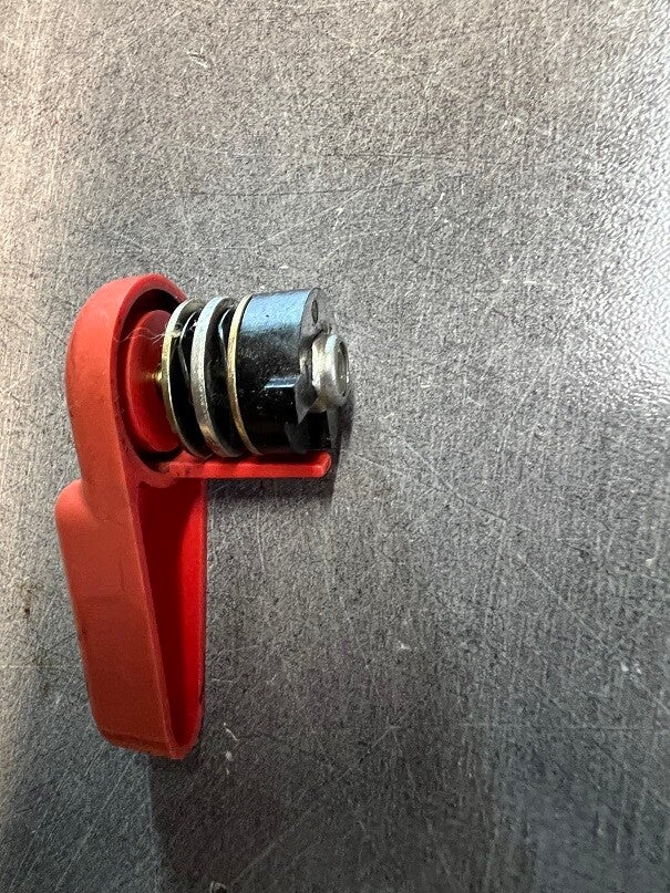 LEVIER DE REGLAGE DE VITESSE D'OCCASION POUR SOUFFLEUR SHINDAÏWA EB3410 - Référence  68209-84350 / 68209 84350 / 6820984350