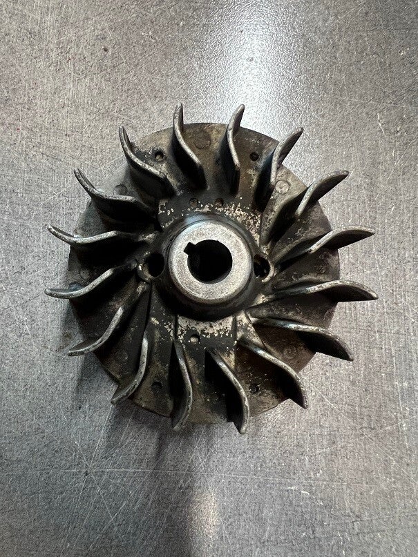 ROTOR D'OCCASION POUR SOUFFLEUR SHINDAÏWA EB3410 - Référence 68906-71110 / 68906 71110 / 6890671110