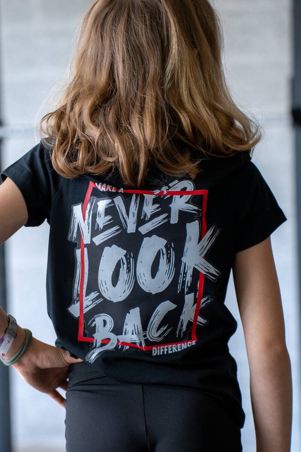T Shirt enfant - never look back