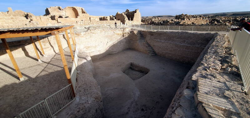 Met hierin een wijnpers