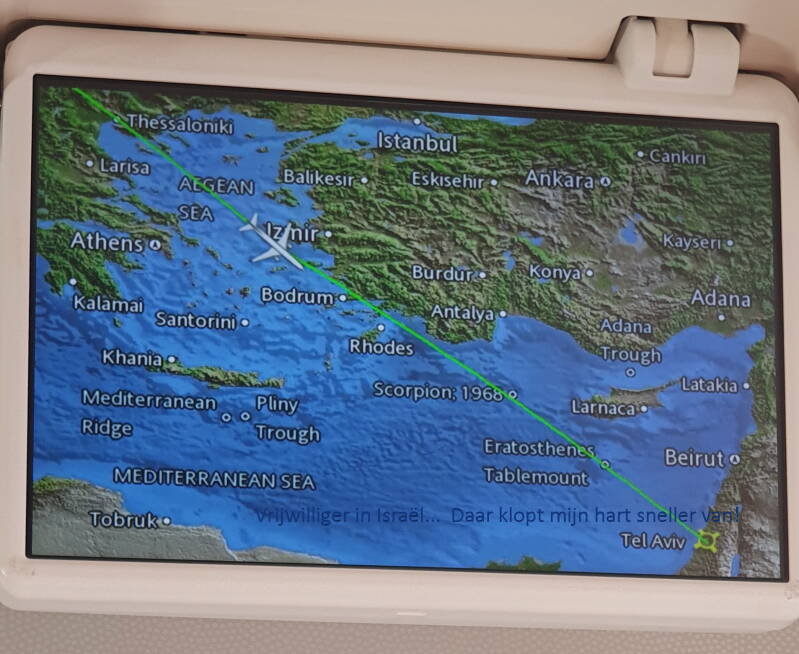 Daar vliegen we dus...