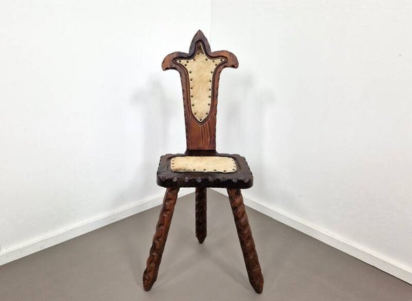Spanish Tripod Stool | Cow Hide