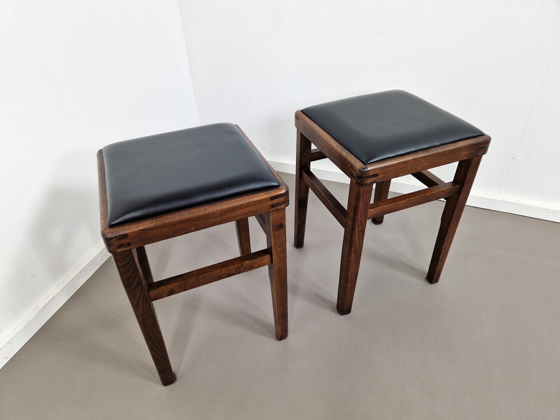 Pair of Mid-Century Stools | 1960s
