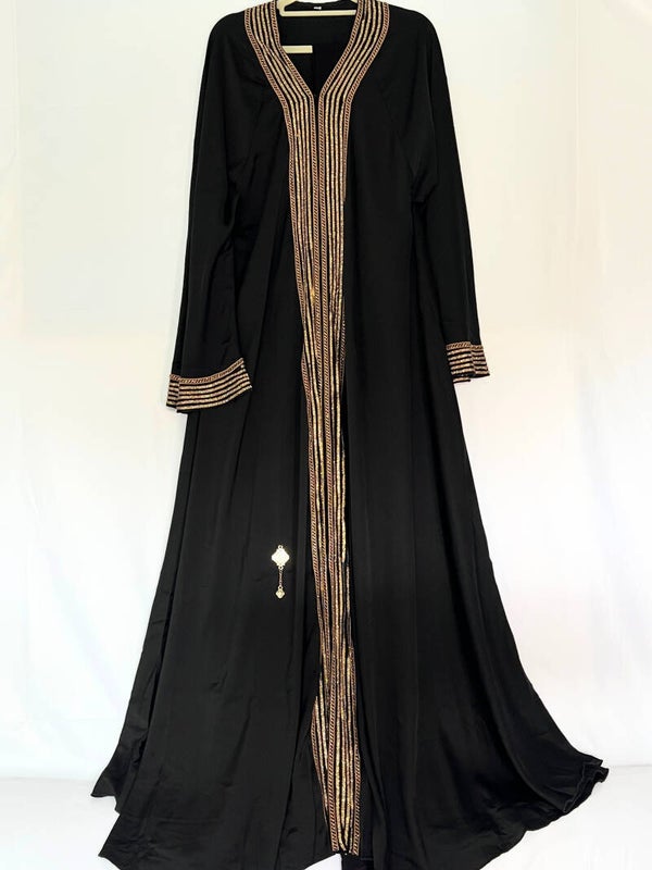Abaya Layali – Schwarz mit goldener Stickerei